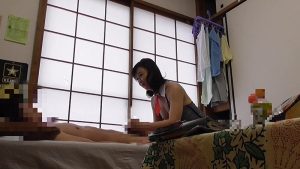 媚薬とトロトロ…熟女デリヘルが中出しで精子を吸い尽くす!