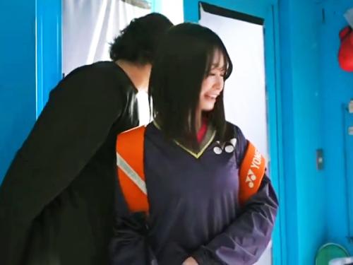 [mm]生のセックスを揺さぶる大きなおっぱいを持つかわいいロリの女の子！雄の精子を抱きしめ、クリームパイを許可するギャル[アマチュアピックアップ]