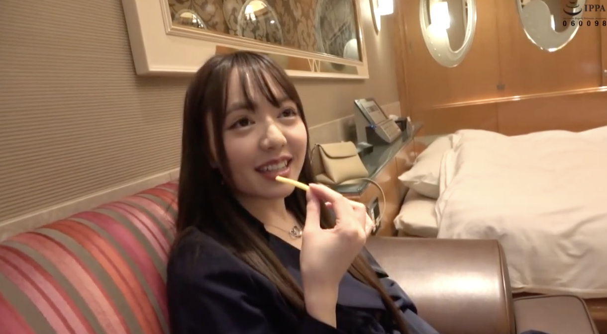 【朝日しずく】お嬢様系 ムッツリギャップ ちっぱい 美少女 貧乳 微乳 清楚 アイドル 芸能人 ハメ撮りでエロ動画をお探しの方へ